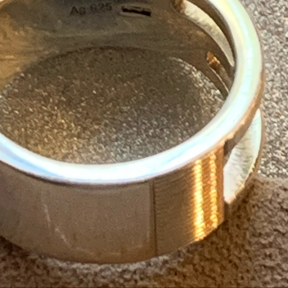 Gucci- .925 Anniversary Ring - Picture 7 of 8